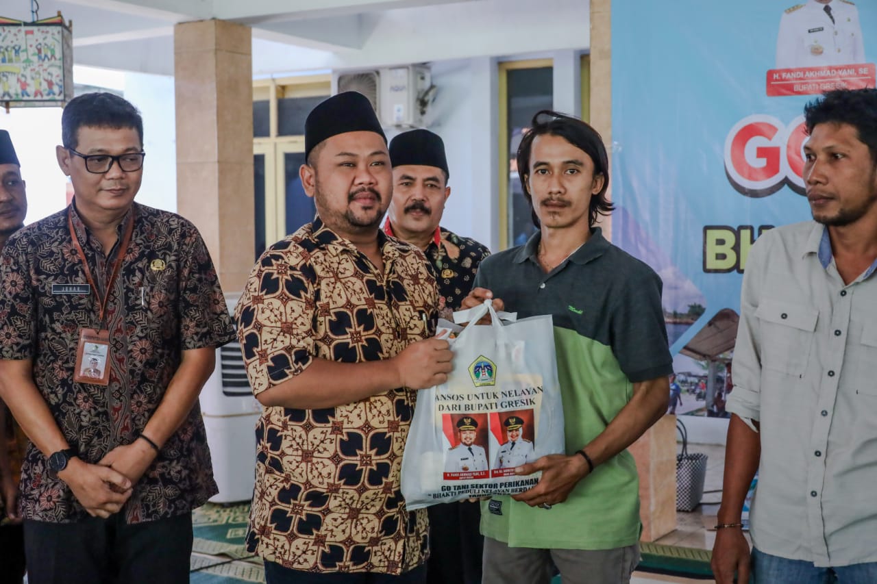Bupati Gresik Kembali Gelontorkan Paket Sembako